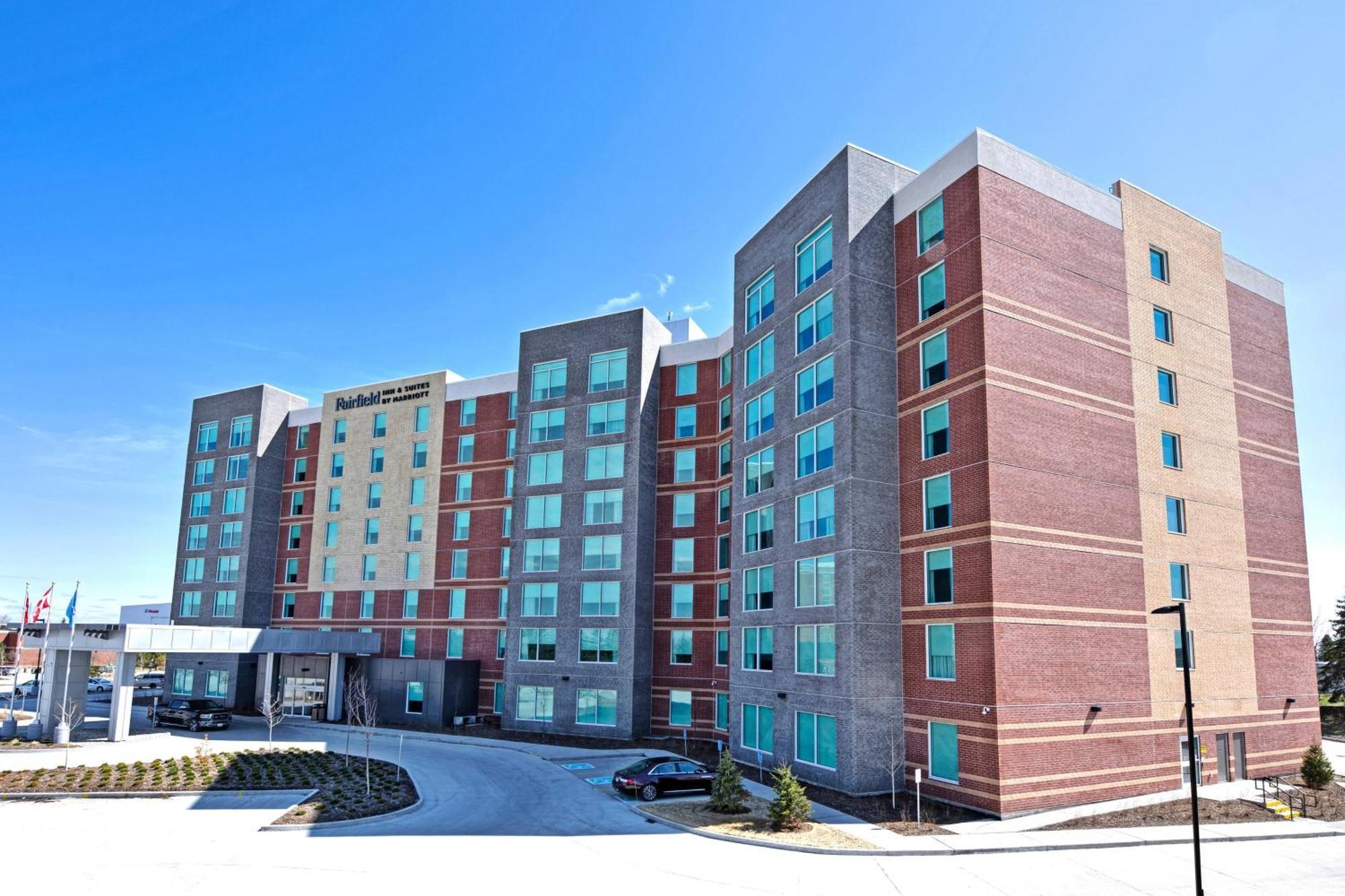 Fairfield Inn & Suites By Marriott Ottawa Airport Exterior photo